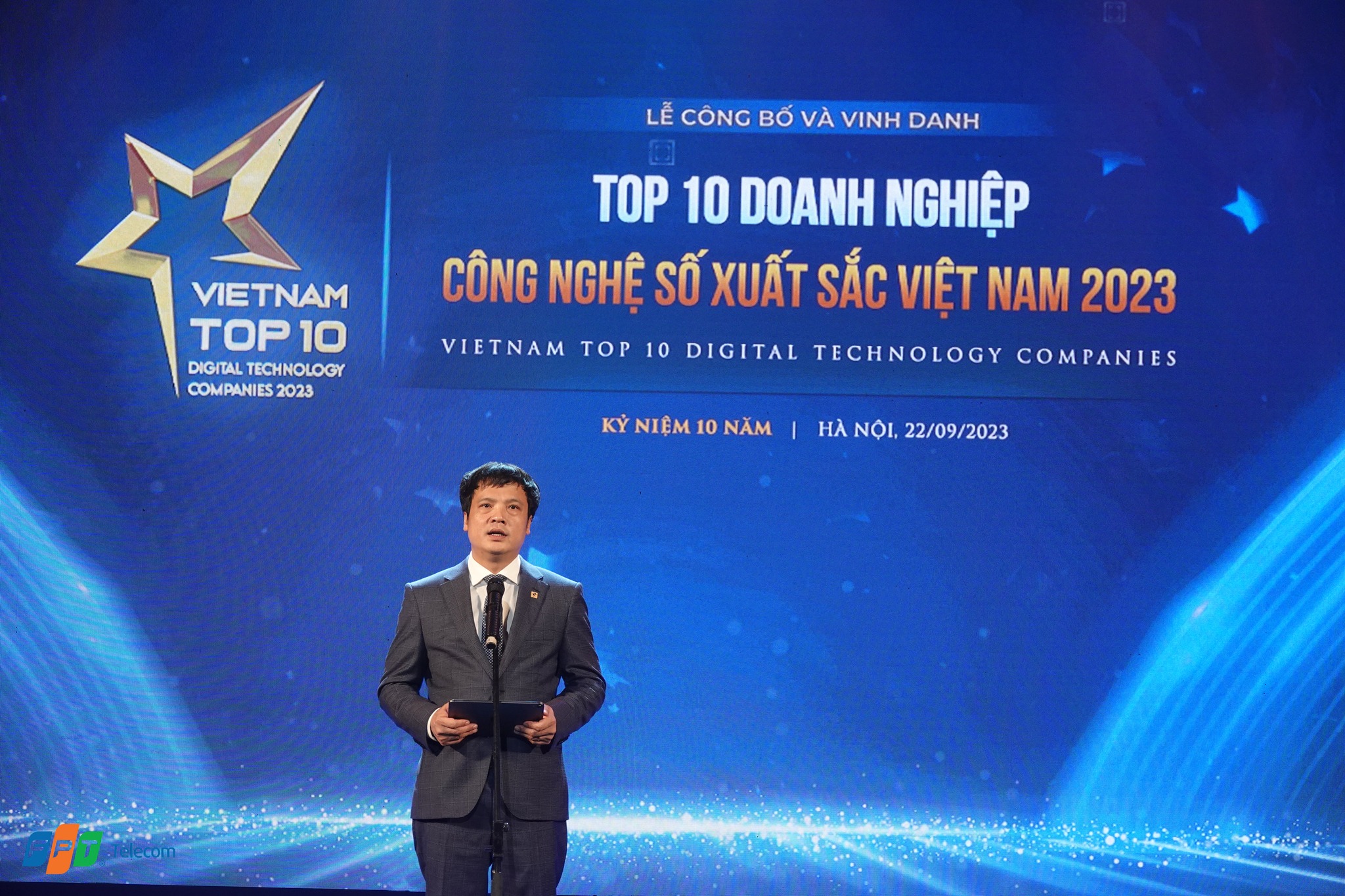 FPT Telecom đạt Top 10 Doanh nghiệp Công nghệ số xuất sắc Việt Nam 2023