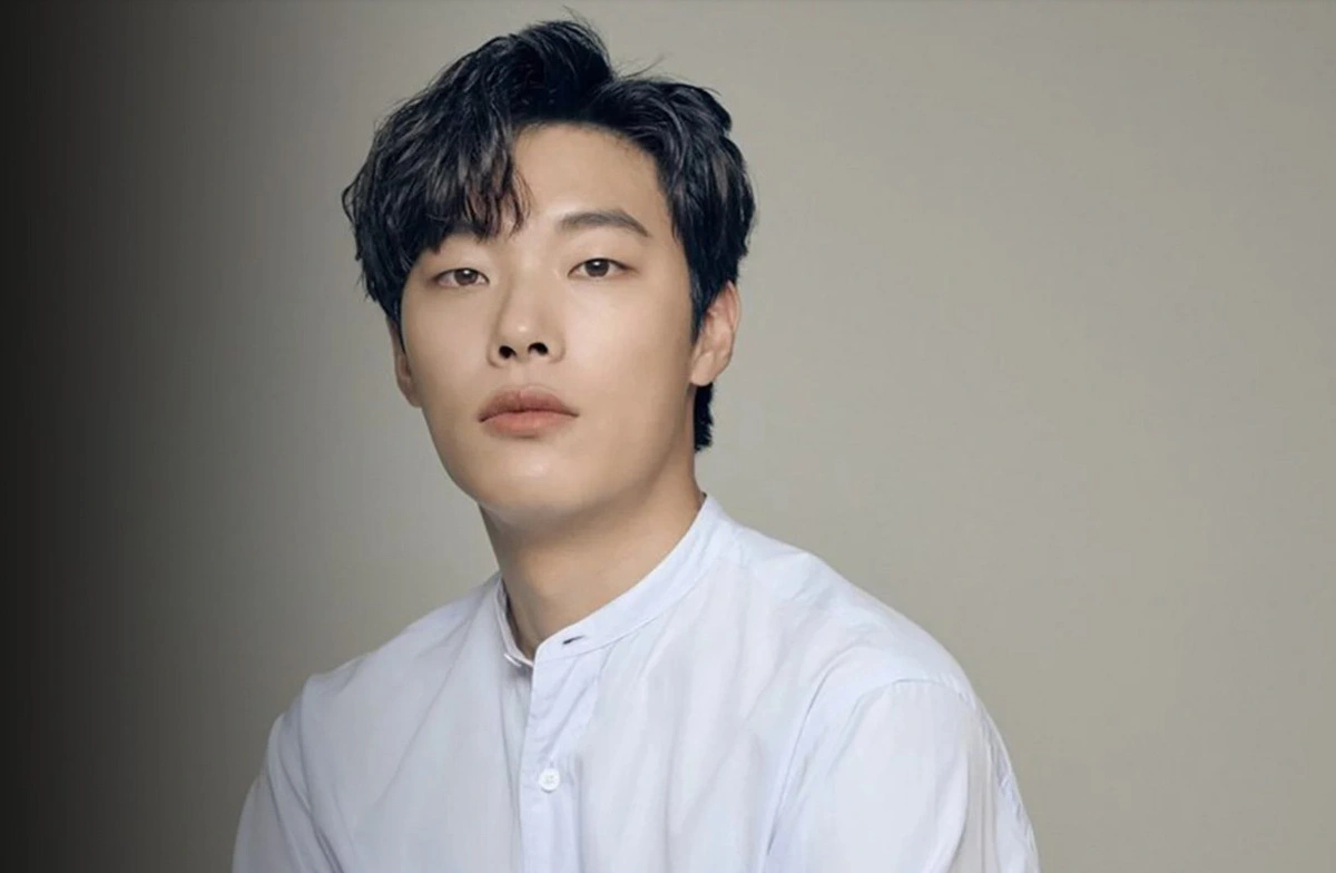  Asia Artist Awards 2024 phát sóng trực tiếp và độc quyền trên FPT Play - Ảnh 1. Ryu Jun Yeol lần đầu tiên trở thành MC của Asia Artist Awards