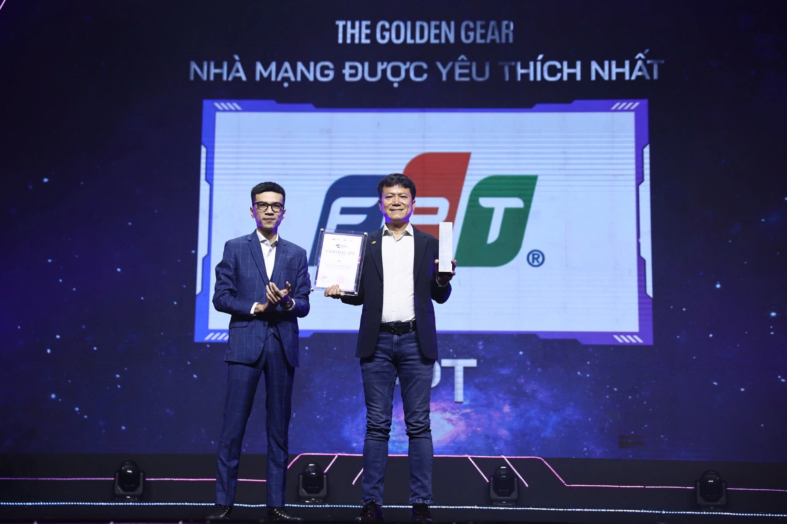 FPT vinh dự nhận danh hiệu “Nhà mạng được yêu thích nhất” do cộng đồng game thủ bình chọn